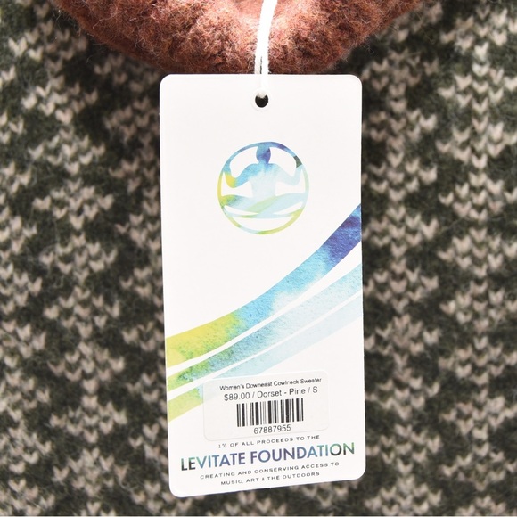 Levitate women’s cowl neck sweater size Small green brown pattern - Picture 6 of 10